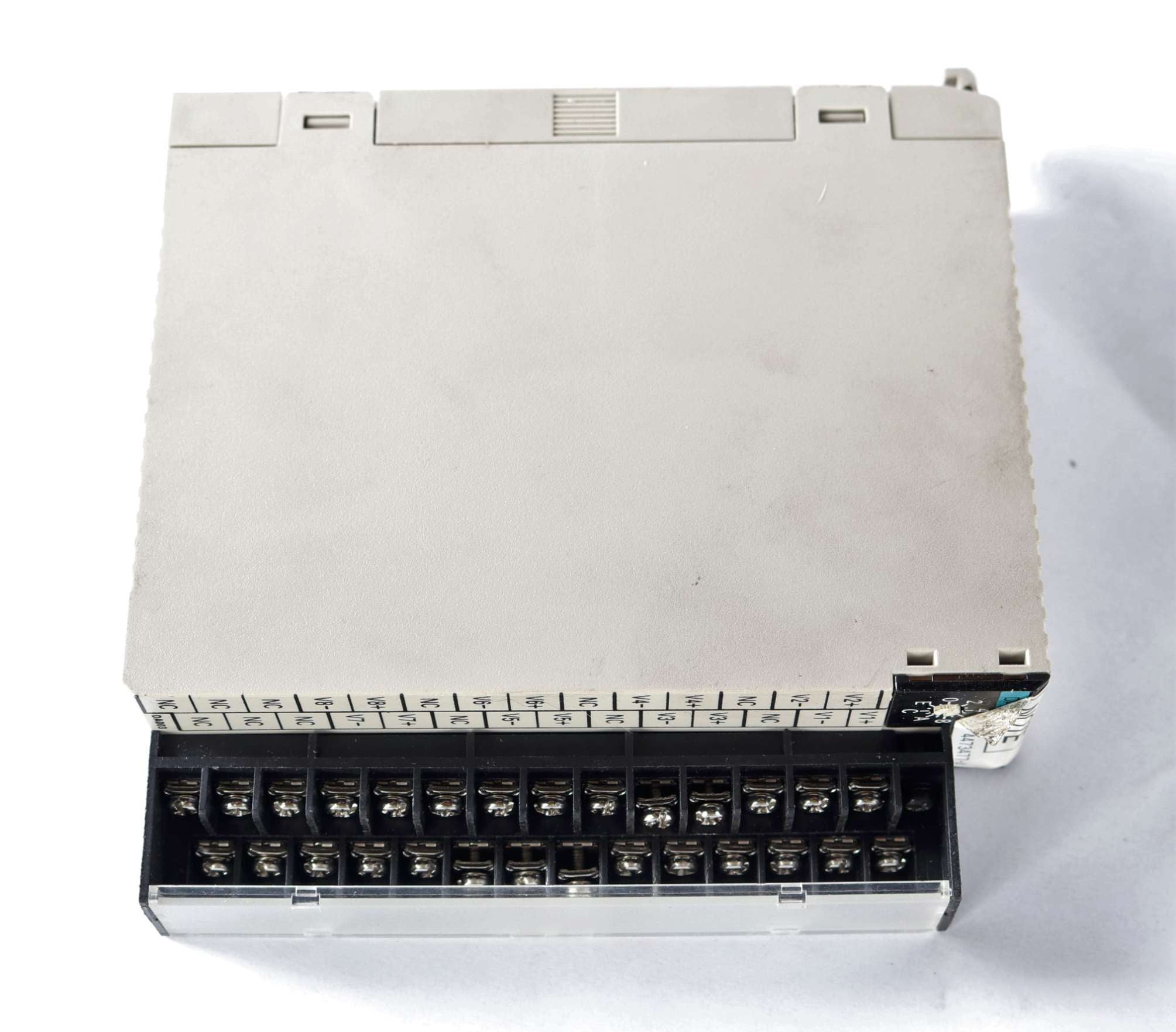 OMRON - C200H-DA003 - DIGITAL OUTPUT MODULE – Iron Wing Parts