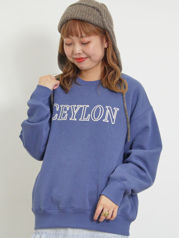 セール】 裏ボアロゴプリントスウェット（ブルー/キナリ/トップス