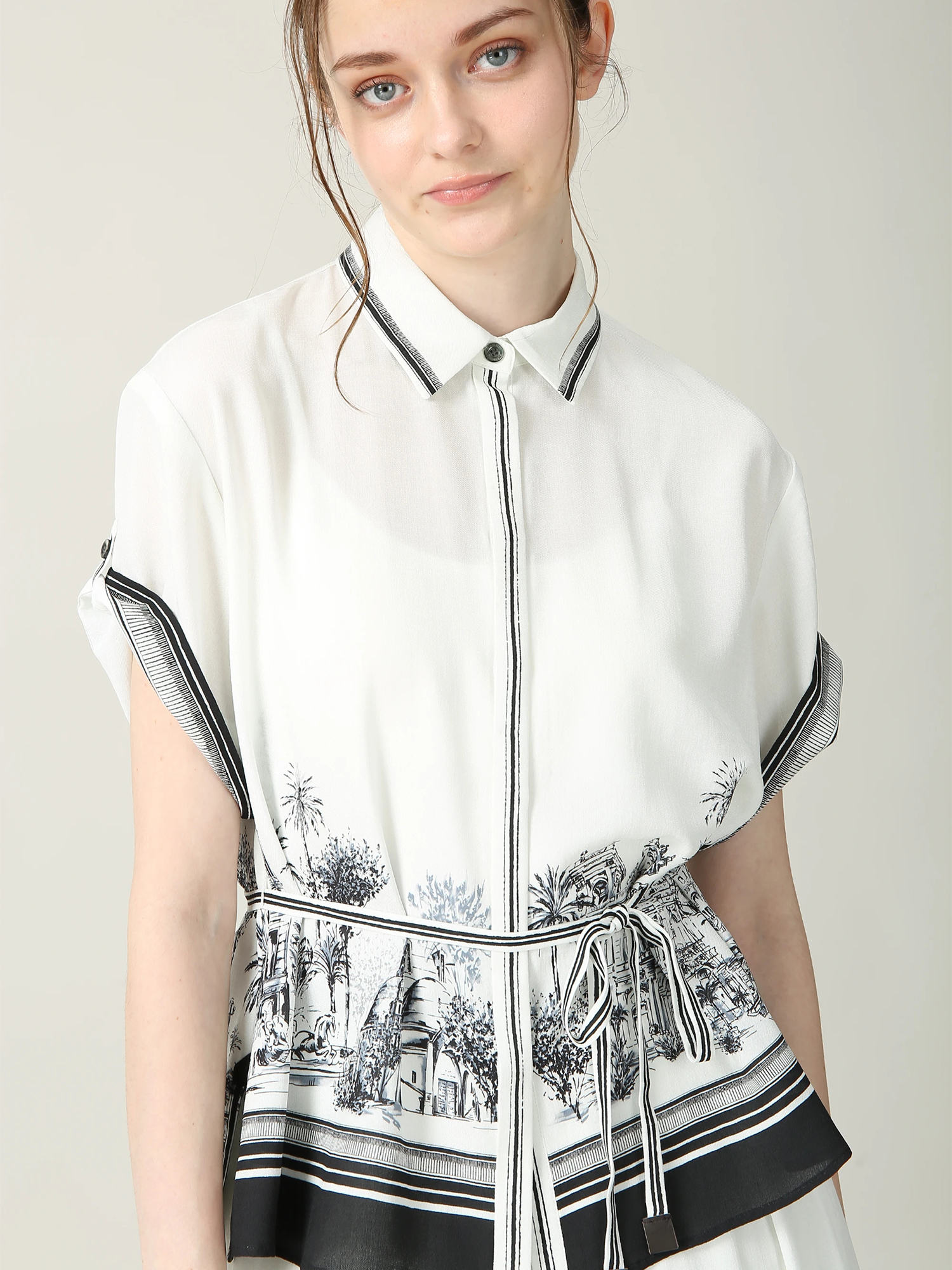 ニース パネルプリント ブラウス シャツ ｜ MORABITO BLANC（モラビト