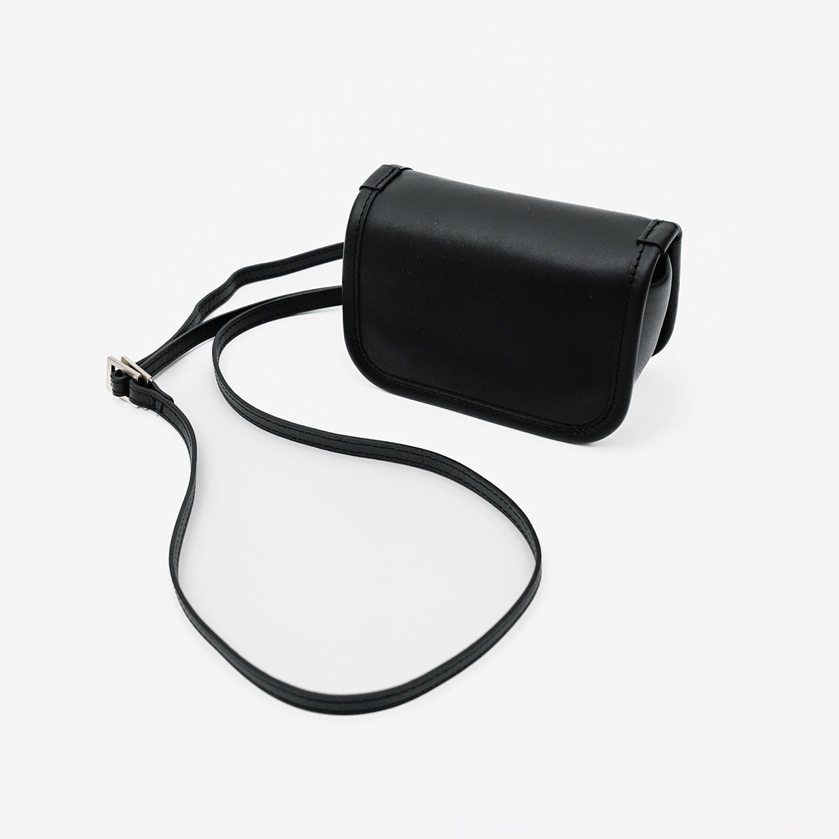 MICHELLE CAMERA ERRAND POUCH / RAPTO FLEX｜2WAY仕様のレザーポーチ