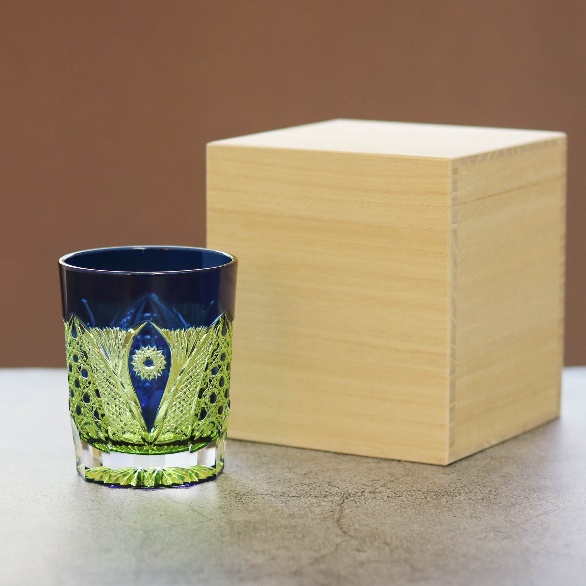 綾ガラス グラス | 綾切子 オールドファッション | 若草 コバルト