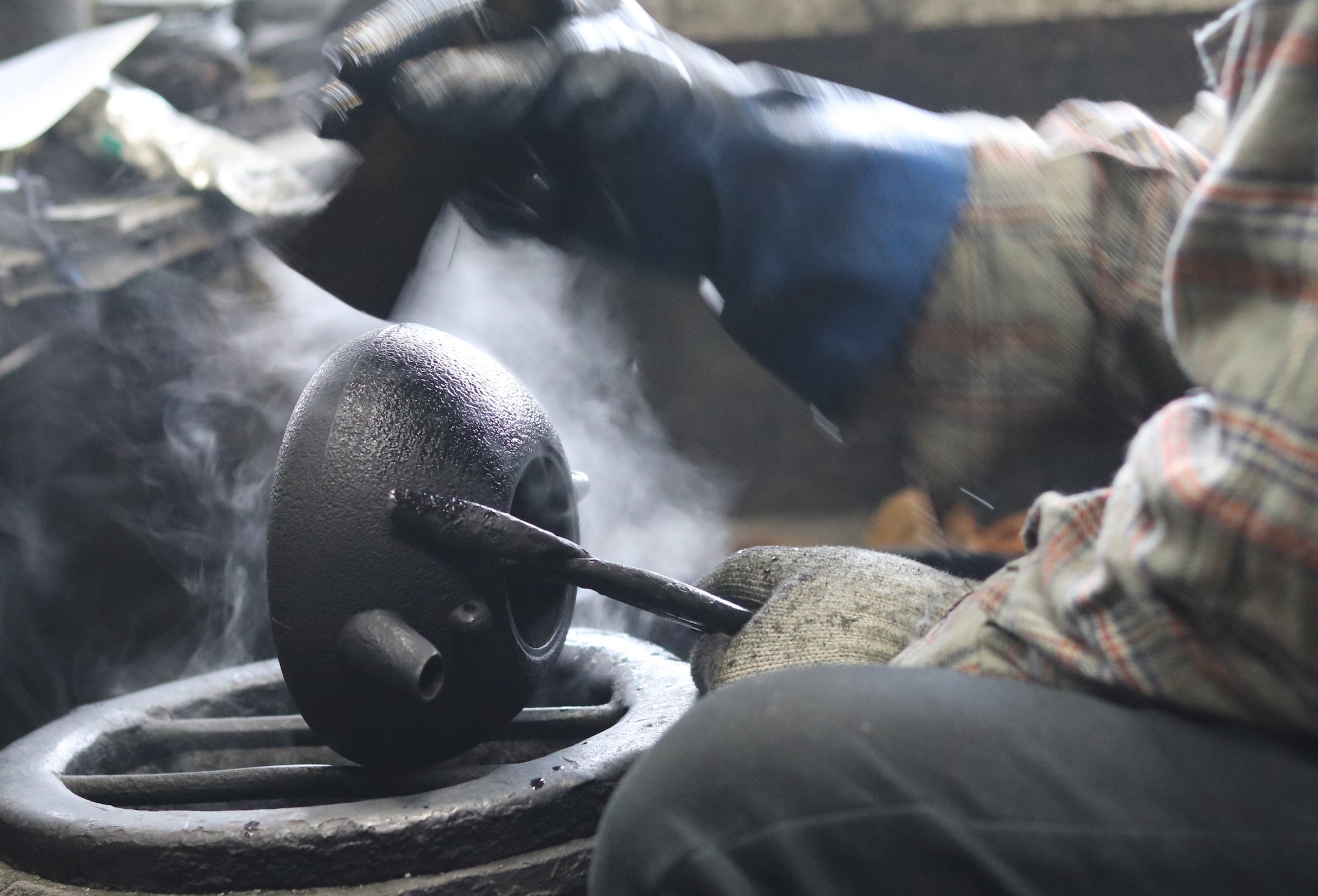 南部鉄器 鉄瓶 | くつろぎ | 1.4L | 薫山工房