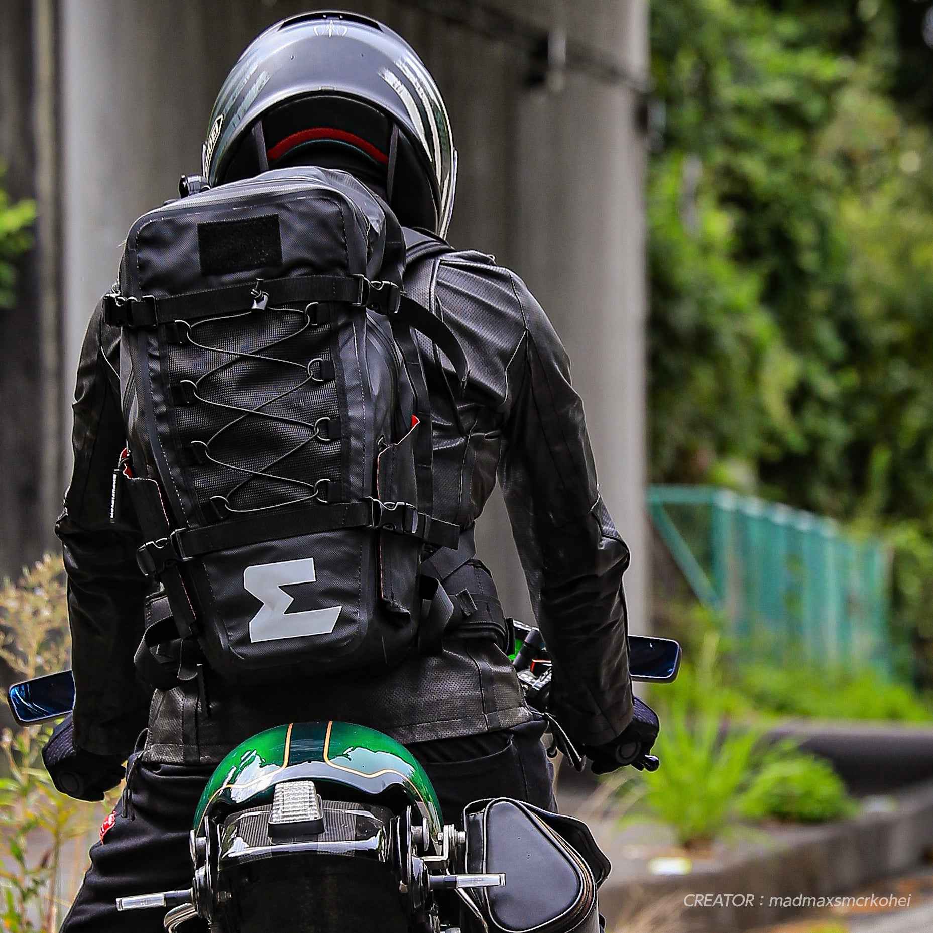 返品無料】エンデュリスタン【防水】ハリケーン バックパック 25L