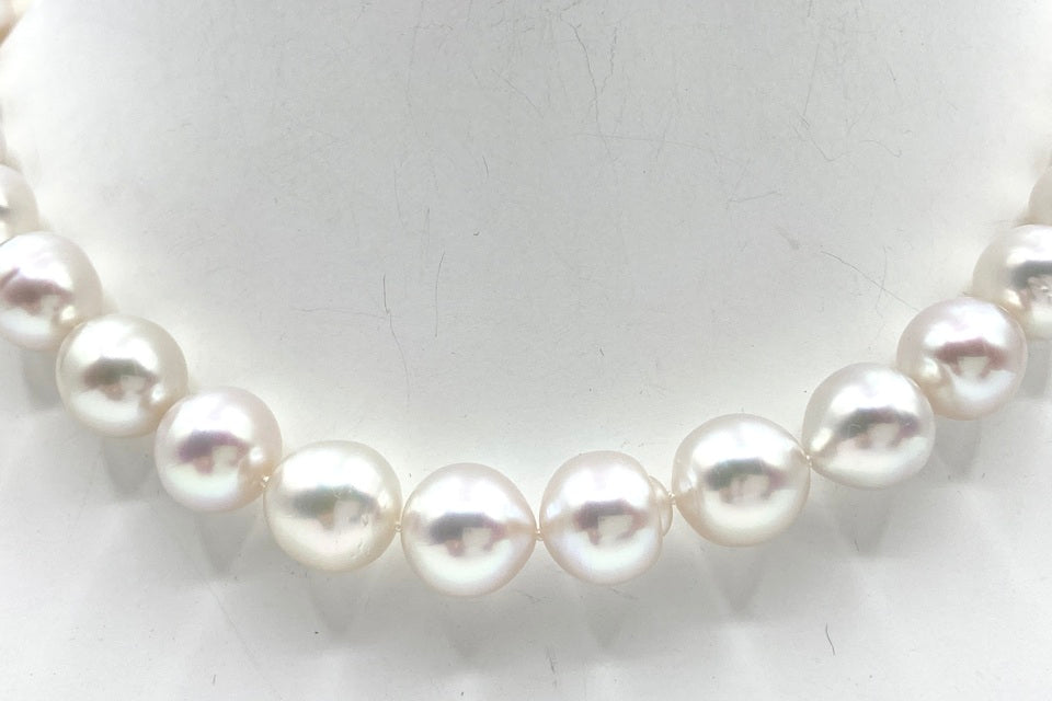 TASAKI 【タサキ】K18WG白蝶パール ダイヤネックレス (NO.305112