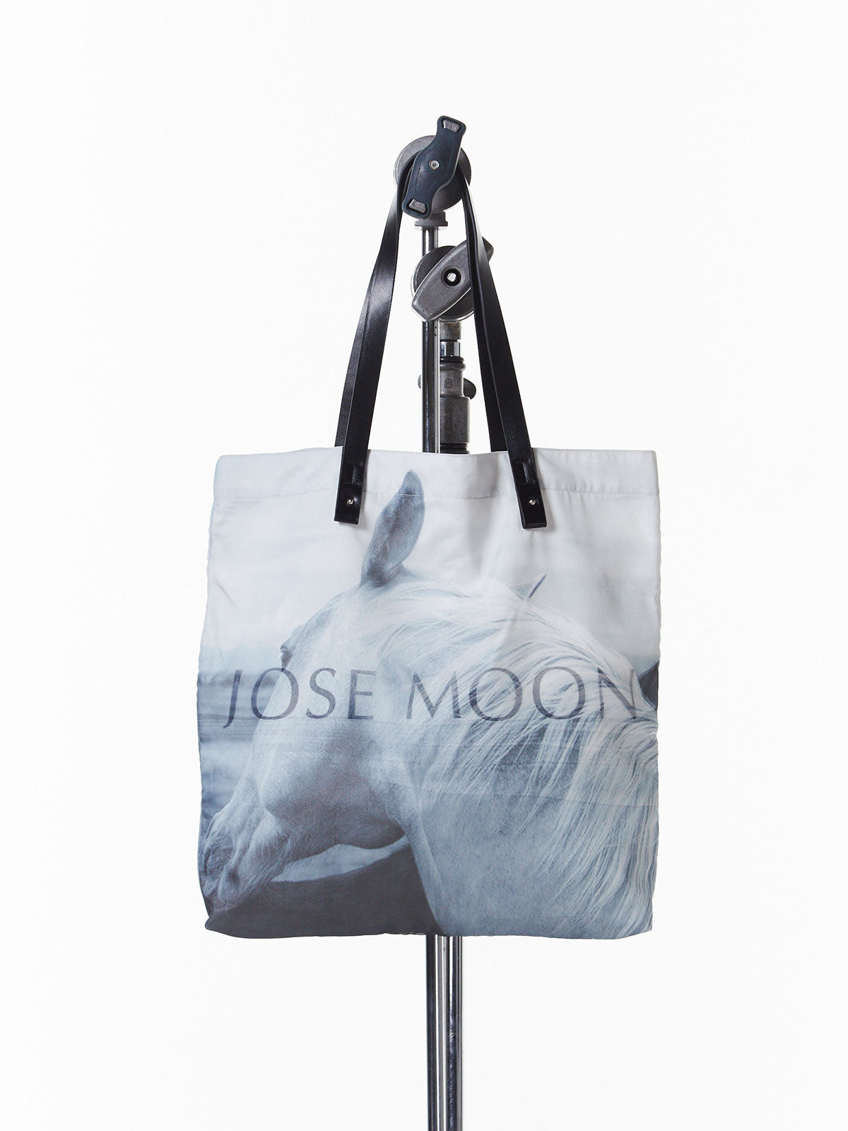 1725570110-001.jpg?v=1756264058