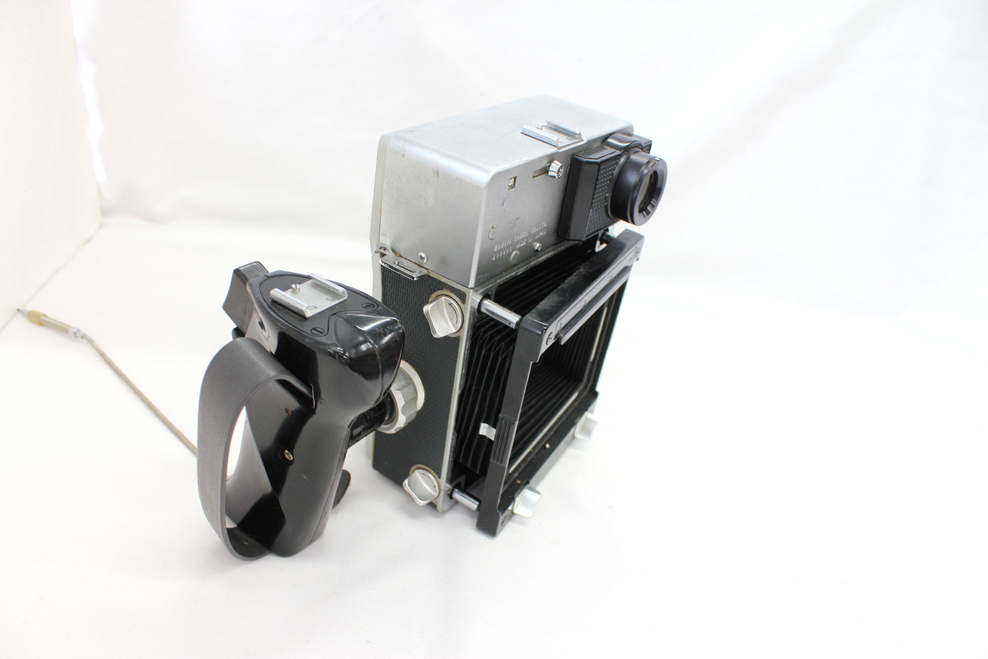 Mamiya Press Super 23 + Mamiya-Sekor 100mm F/3.5 + Focusing Screen