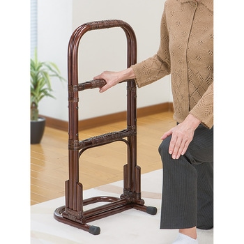 0379820 NEW天然籐らくらく立ち上がり手すり ファミリー・ライフ 幅