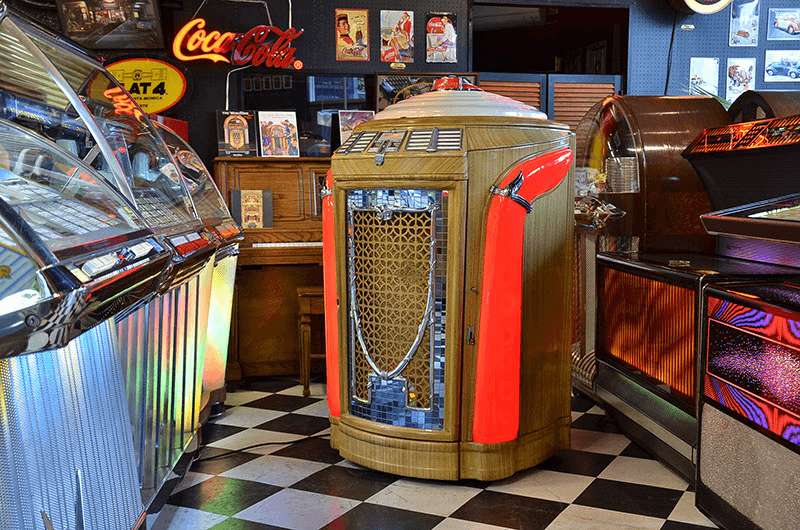1948 SEEBURG P-148SL (JB-015) | FLAT4｜VINTAGE JUKEBOX