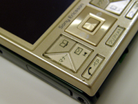 S001」開発者インタビュー ケータイらしさを取り込んだ新Cyber-shot