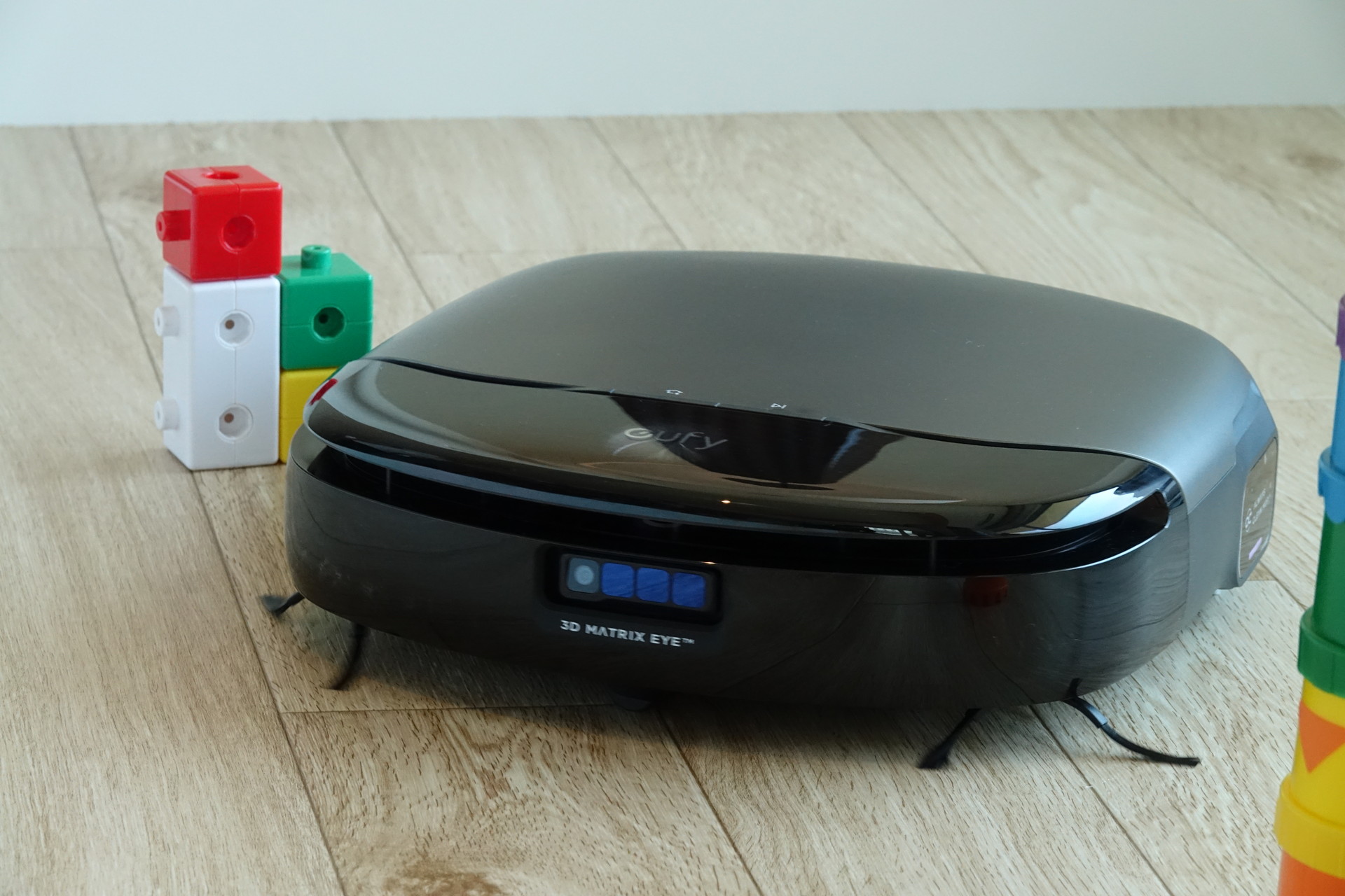 アンカー、ハイエンドロボット掃除機「Eufy Robot Vacuum Omni S1 Pro