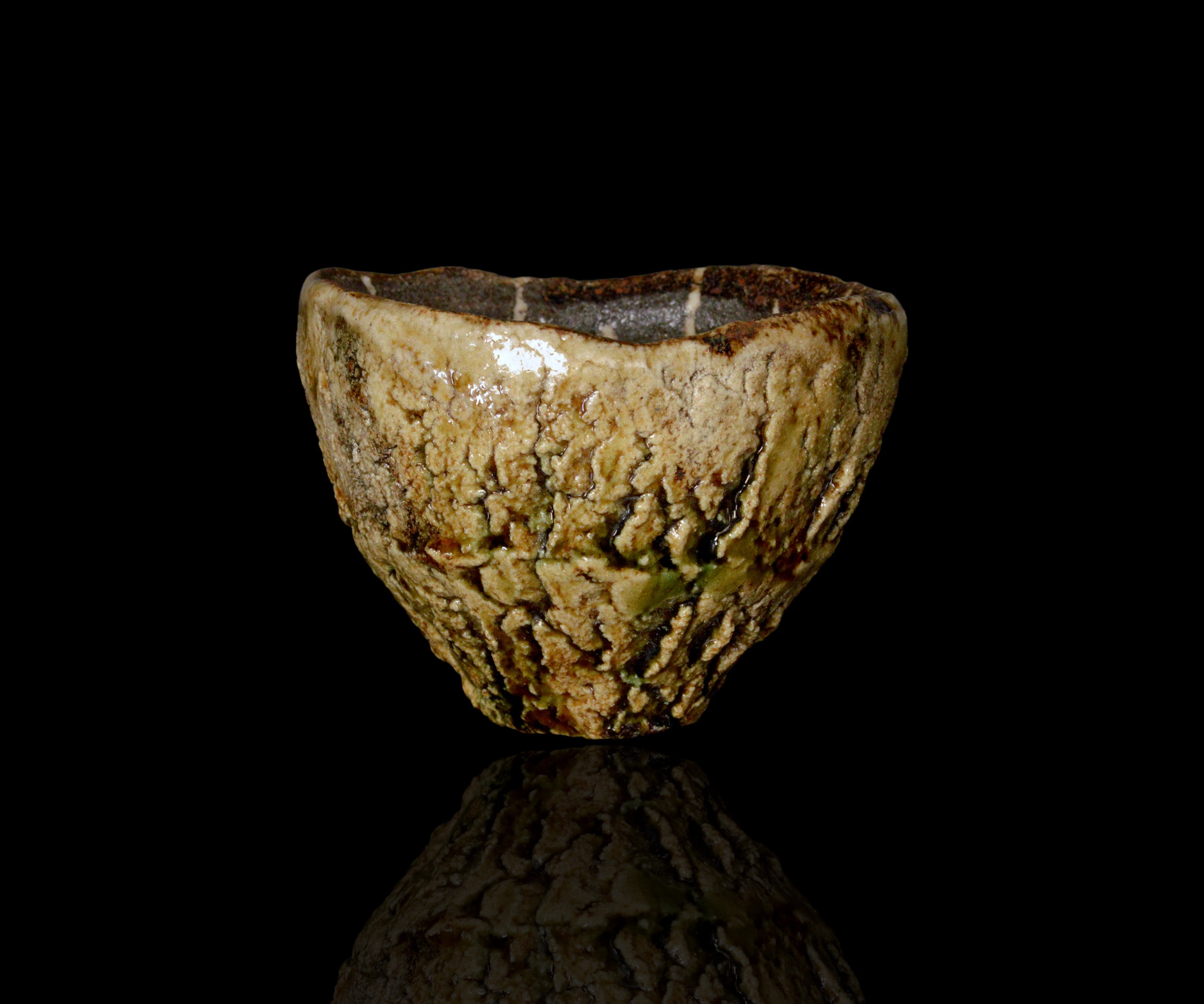 塚本治彦 鳴海織部ぐい呑 – 窯と土～Kama-to-tsuchi～