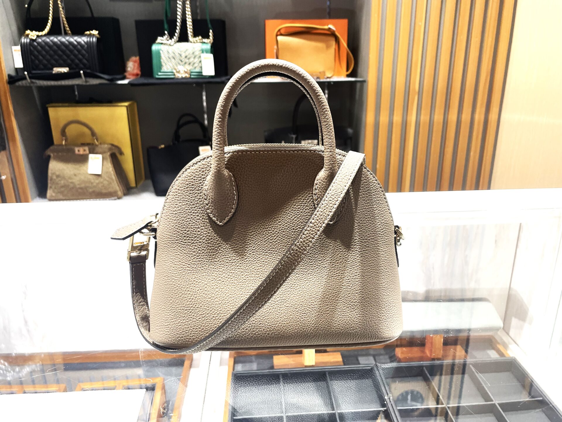 ボナベンチュラ エマ 22 ミニ 2WAYバッグ 高価買取中！かんてい局