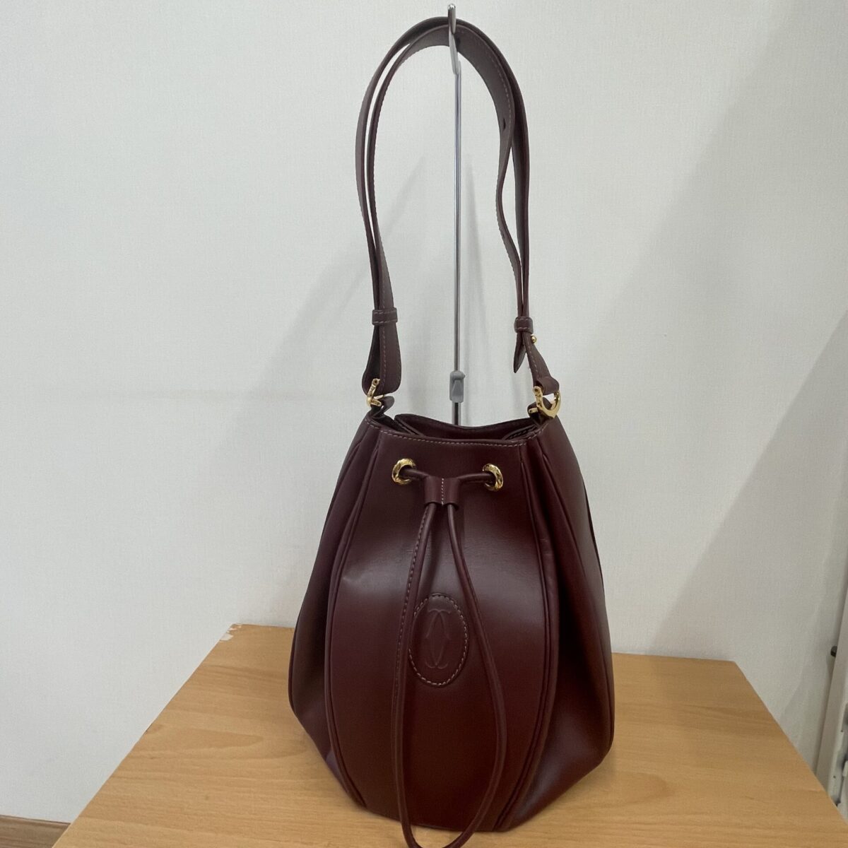 カルティエ マストライン 巾着バッグをお買取り致しました！買取価格は