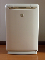 家電製品ミニレビュー - ダイキン「うるおい光クリエール MCK75K