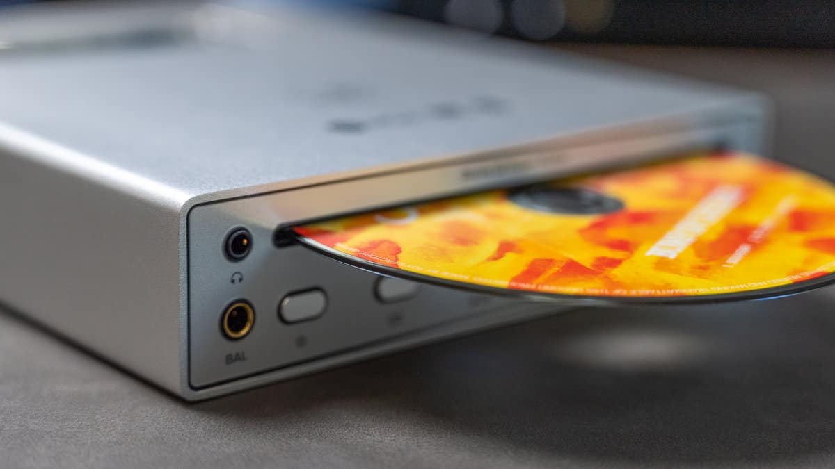 4.4mm搭載!?】CDをCDのまま高音質で聴ける最新プレイヤー！Shanling EC