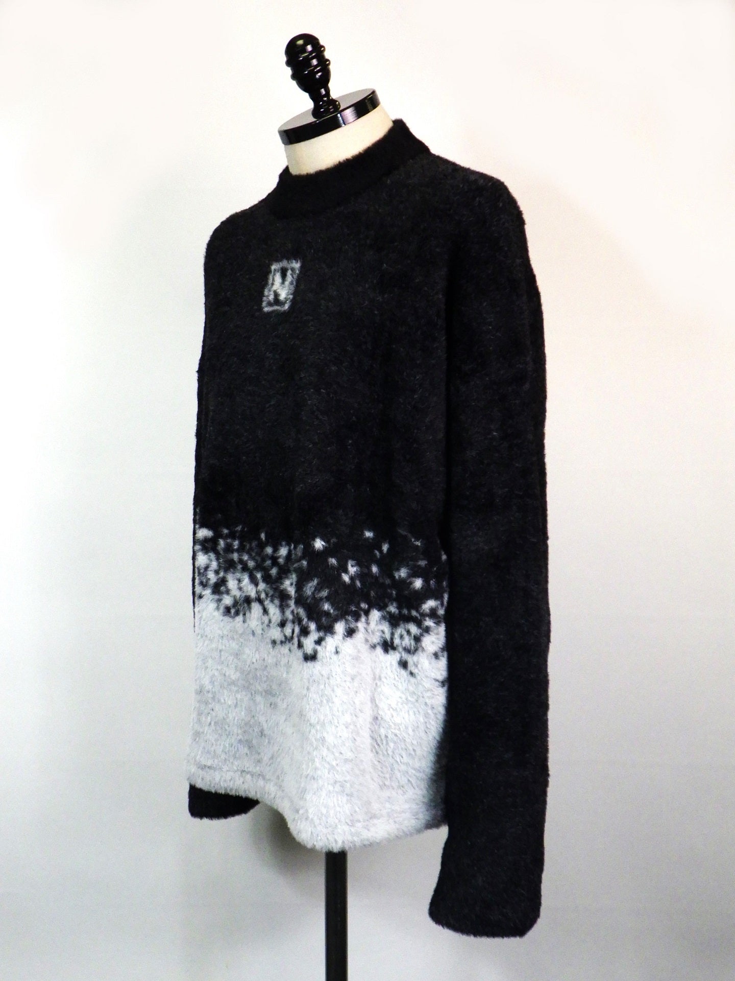 NIL DUE / NIL UN TOKYO オリジナルギターモデルシャギーニット NL