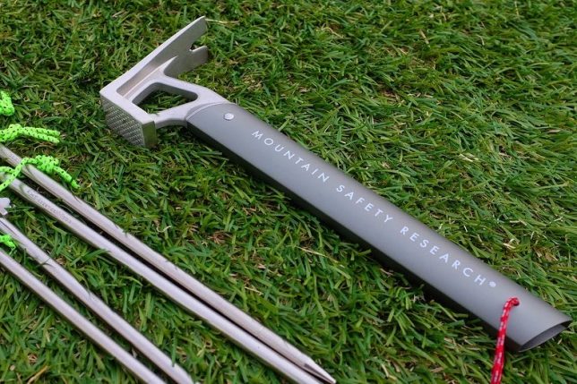 チタンペグにおすすめのハンマー ”MSR ステイクハンマー” – 風街道具店