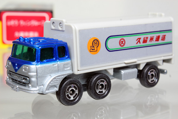 ミニカーショップ ケンボックス トミカ 黒箱☆76☆三菱ふそうウイング