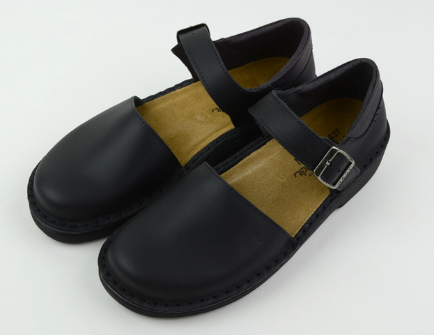 NAOT ストラップシューズ OLGA（Matt Black）｜恵文社一乗寺店