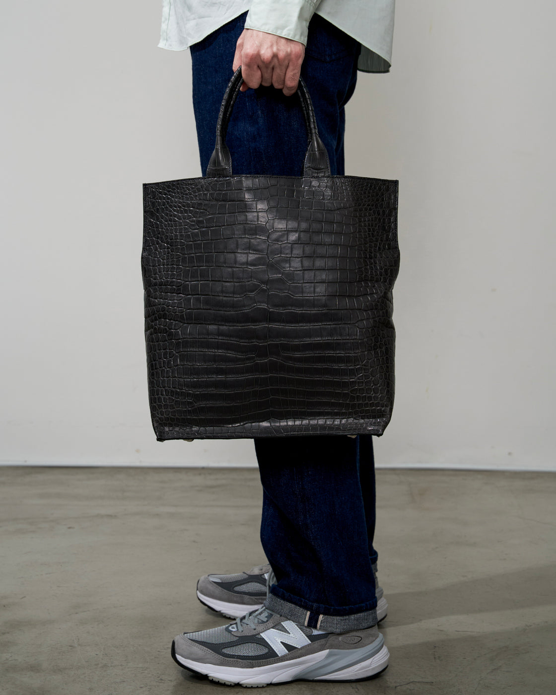 cornelian taurus by daisuke iwanaga Tote Bag, Navy – Keylime Tokyo