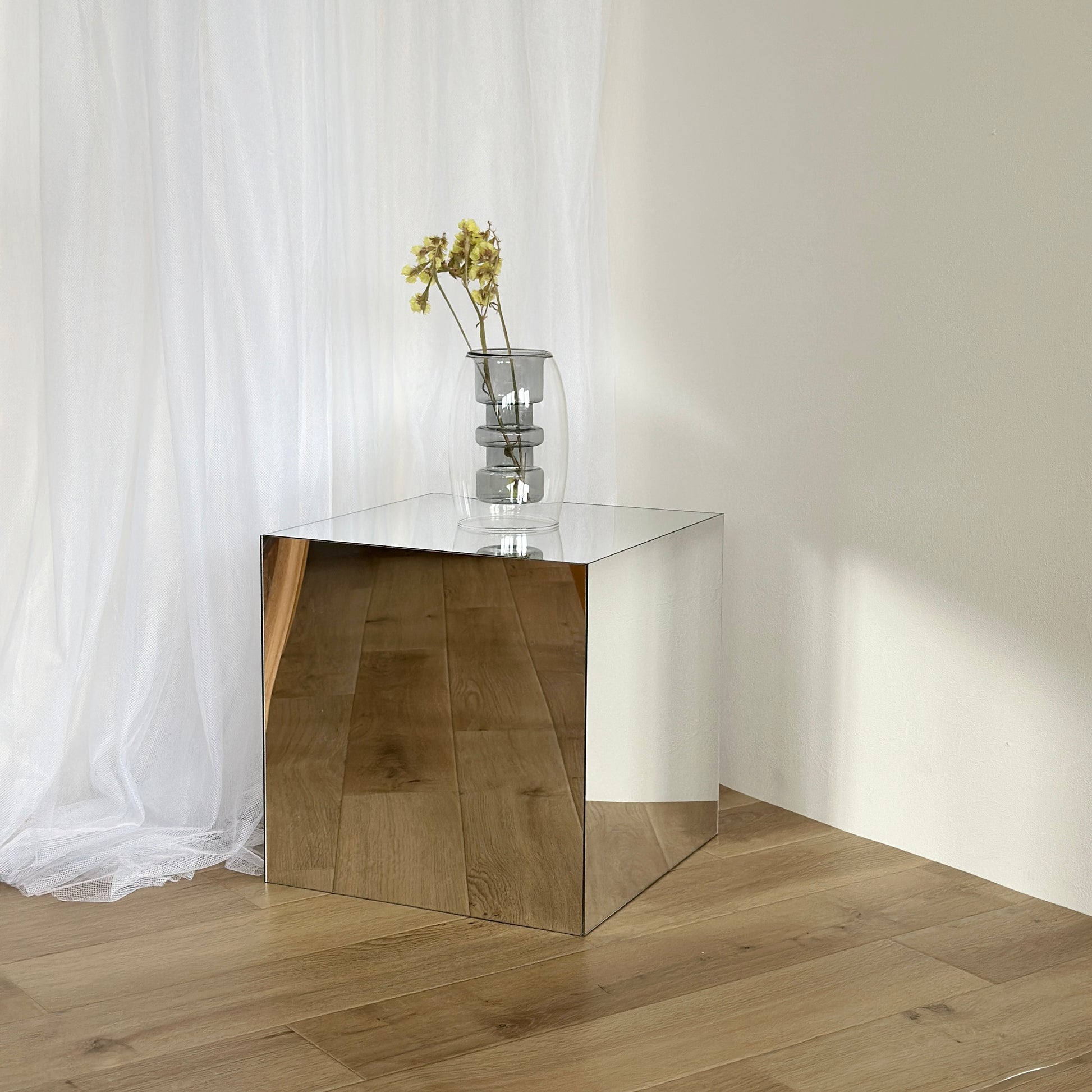 サイドテーブル｜マルチミラーキューブ - territory