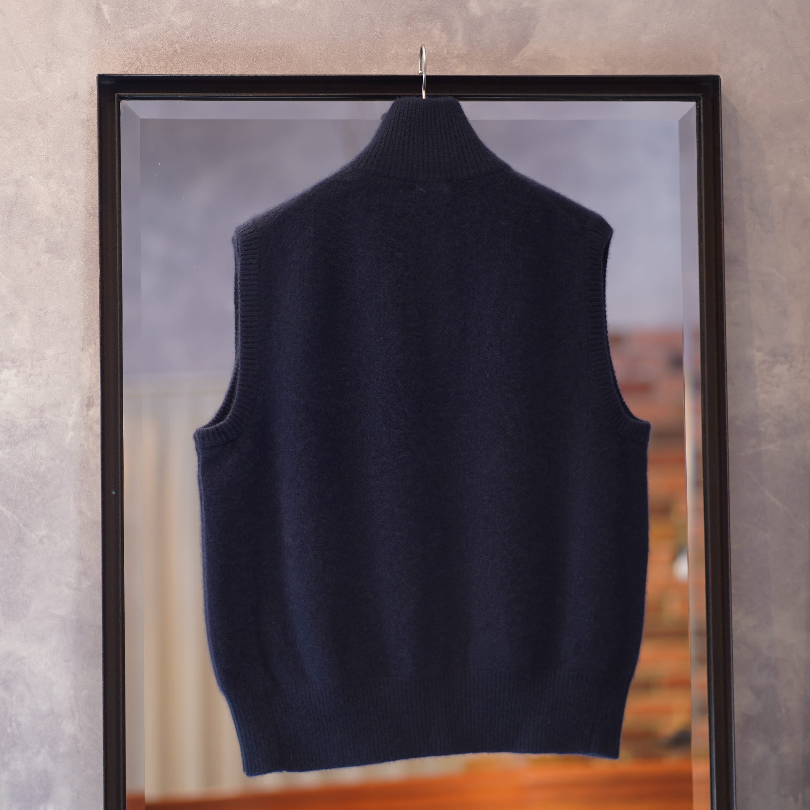 MAATEE&SONS カシミアリバーベストnavy 3 MAATEE&SONS カシミアリバー