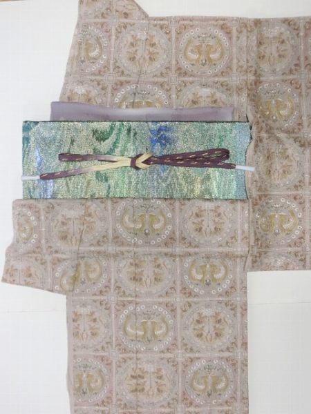 本格的な訪問着 スワトウ刺繍 | 最高級着物選びのお手伝い 個性と