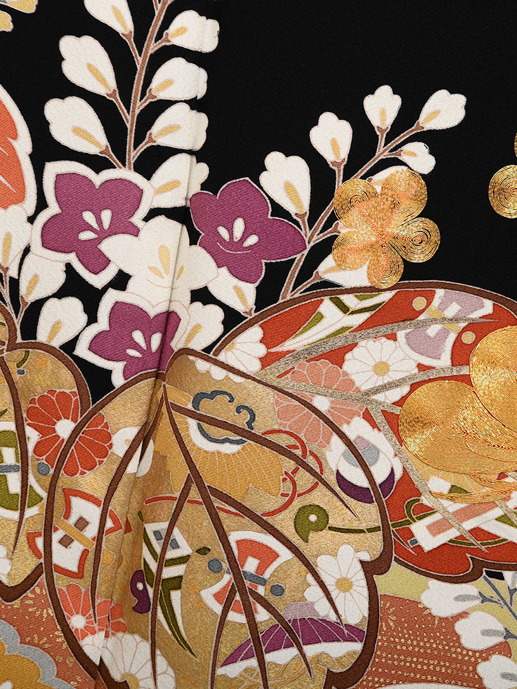 高級黒留袖レンタル】t-409 豪華金駒刺繍・高級留袖 MLサイズ 桐