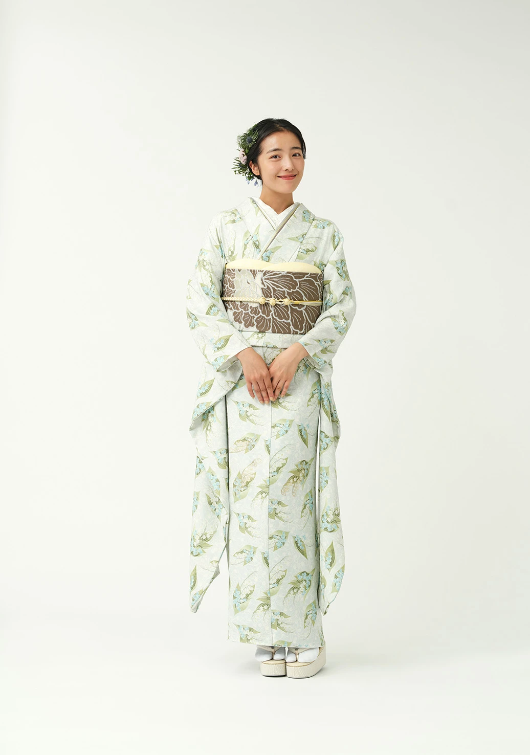 振袖／花纏うすずらん／水色 | 振袖レンタル·購入や成人式の着付けは