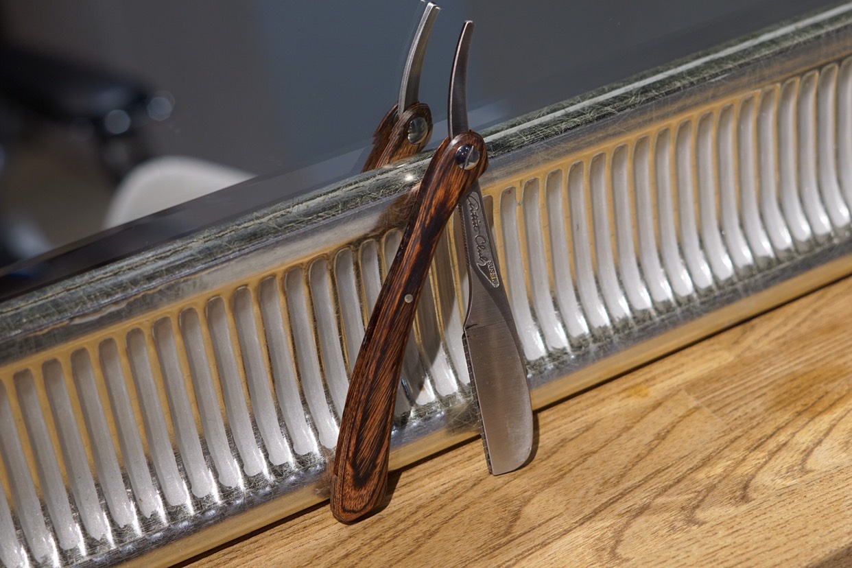 なぜ床屋で髭を剃るの？シェービングとカミソリの歴史 | 吉祥寺の