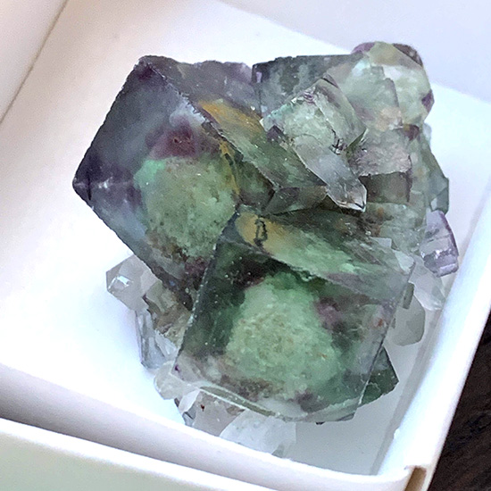 ナミビア産蛍石 – きらら舎