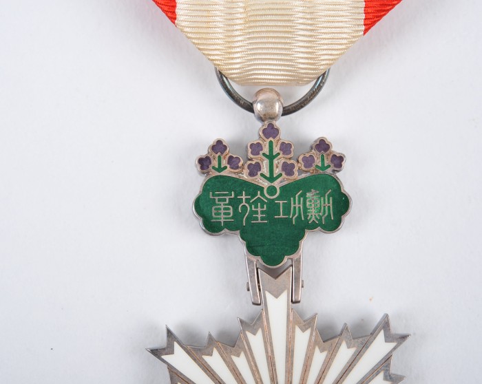 勲五等双光旭日章 | 愛知県名古屋市の骨董品・美術品の買取販売（三重