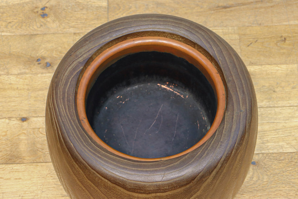 杢目が素晴らしい重厚感のある木製丸火鉢 DC8827 – 古福庵 [ KOFUKUAN