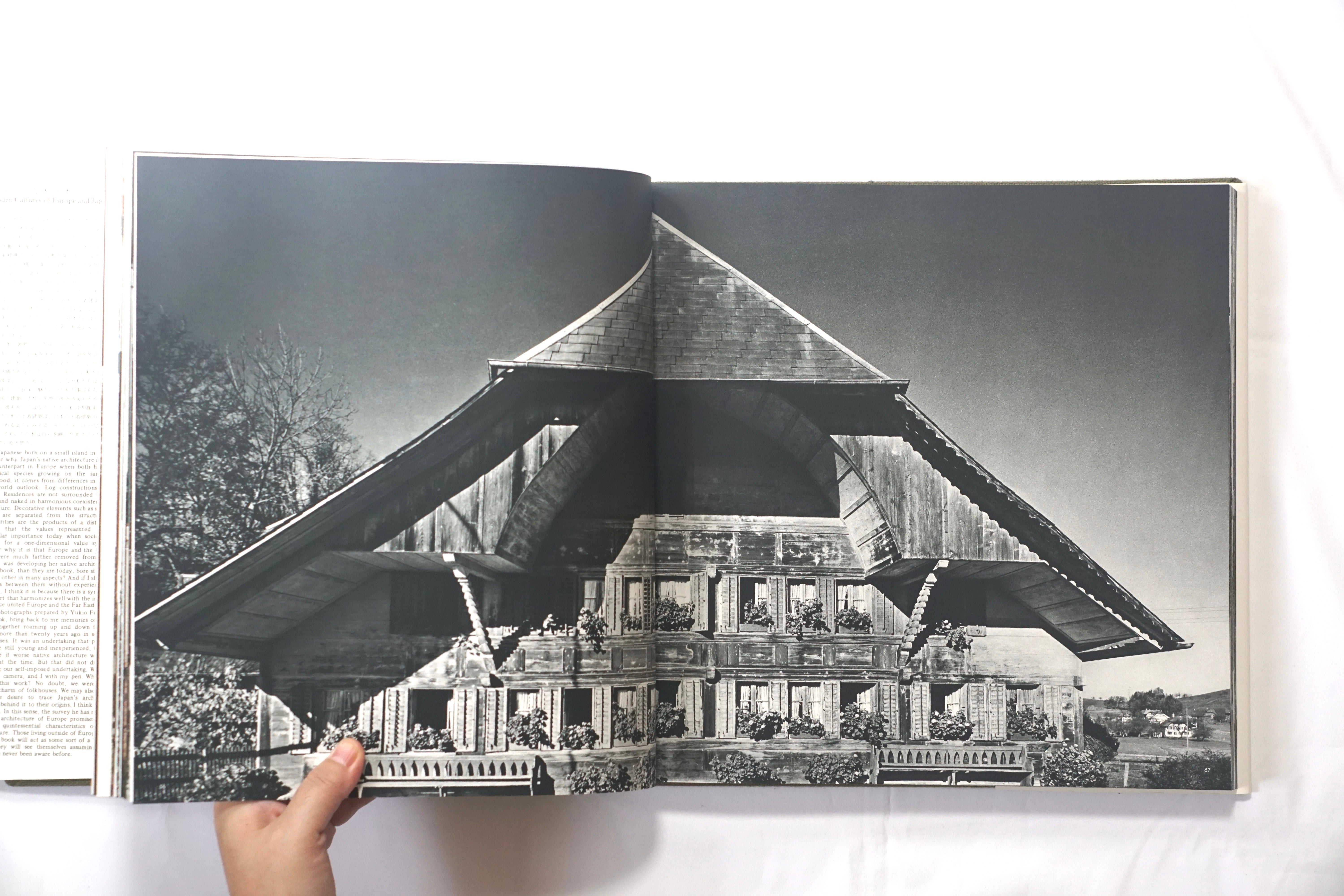 木の民家 ヨーロッパ wooden house europe 伝統建築 木造住宅 建築写真