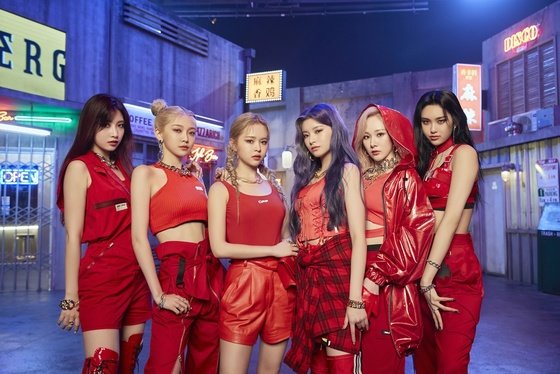 EVERGLOW」新曲MV一日で1000万回再生突破 | K-POP、韓国エンタメ