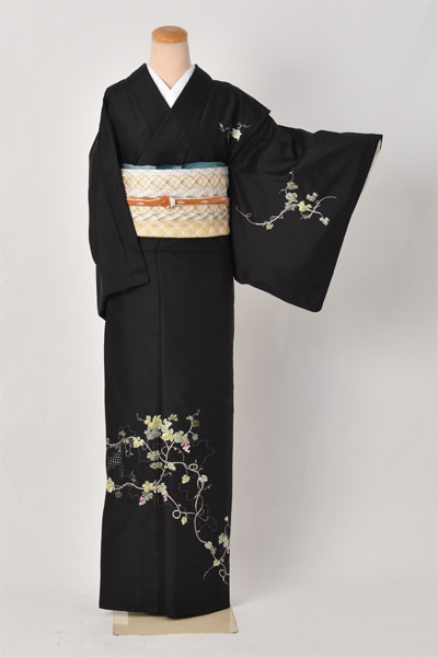 単衣紬訪問着［泥染めの大島紬］｜着物レンタルあき (来店着付け無料