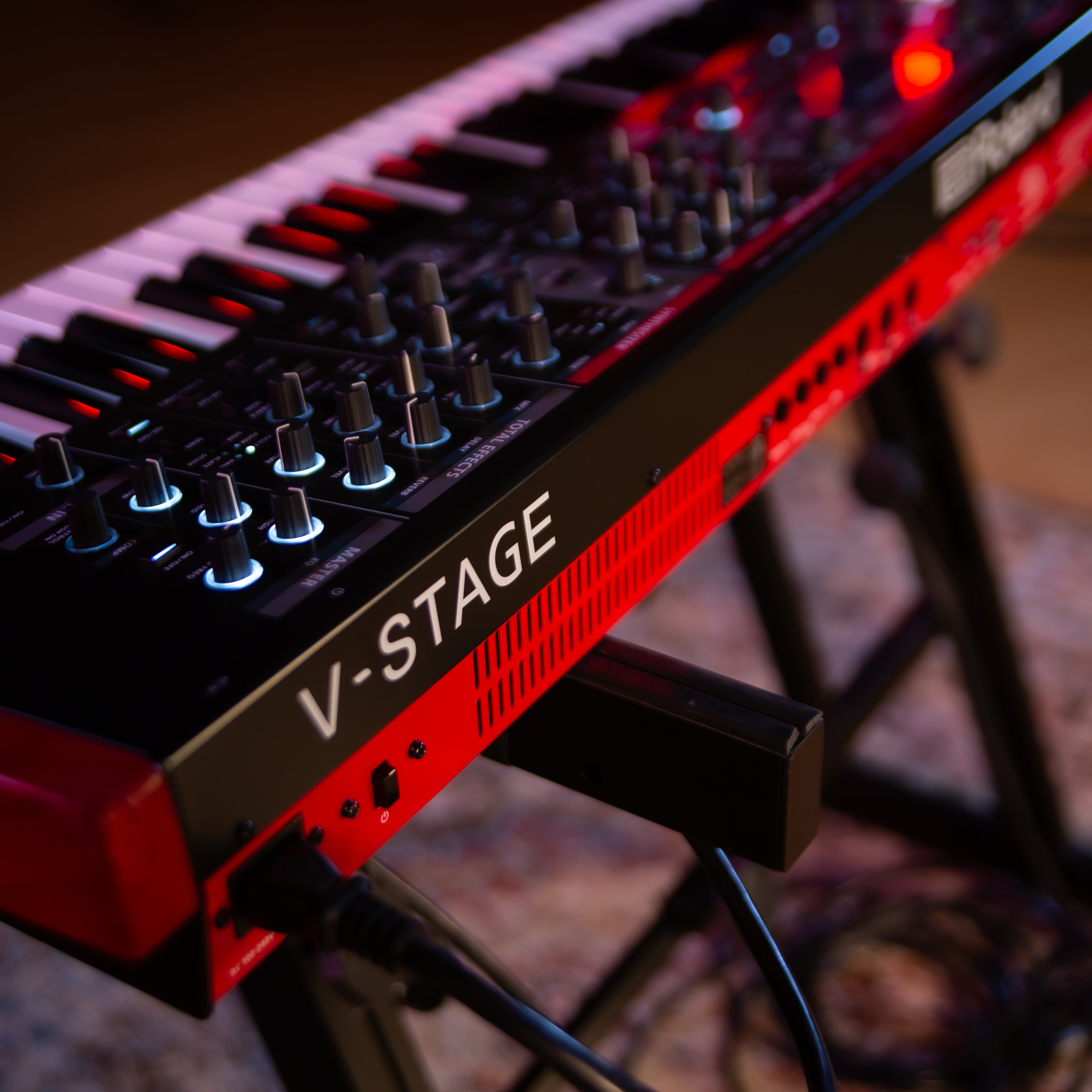 Roland V-Stage 88 Stage Keyboard – Kraft Music