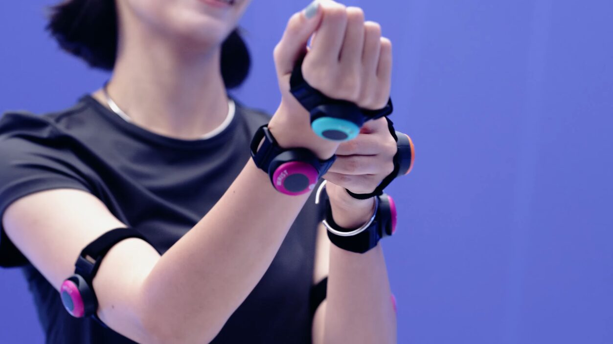 12点のセンサーを利用した「mocopiプロフェッショナルモード」と「XYN