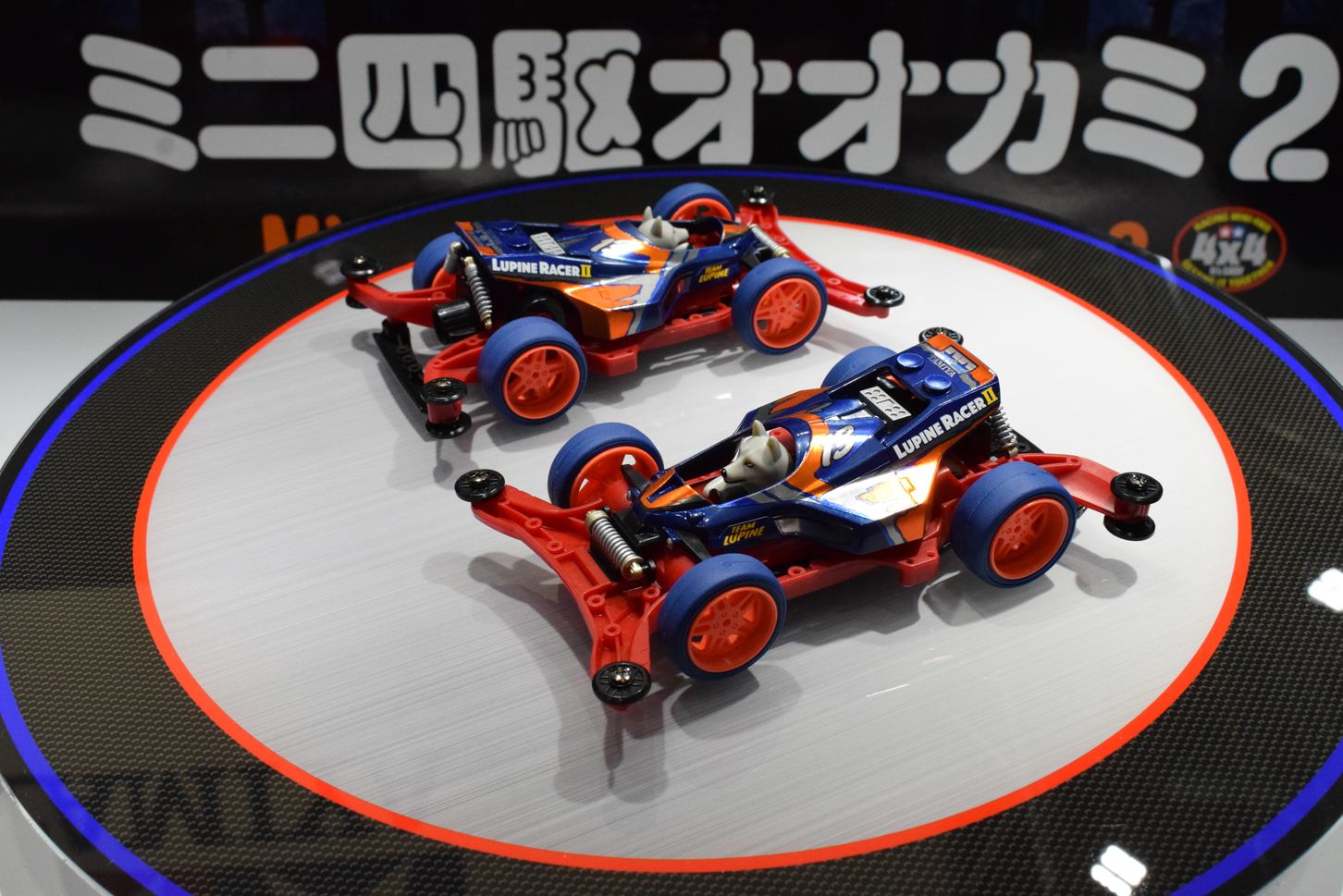 タミヤの新作ミニ四駆が斬新！ オオカミとドラゴンがドライバーになっ