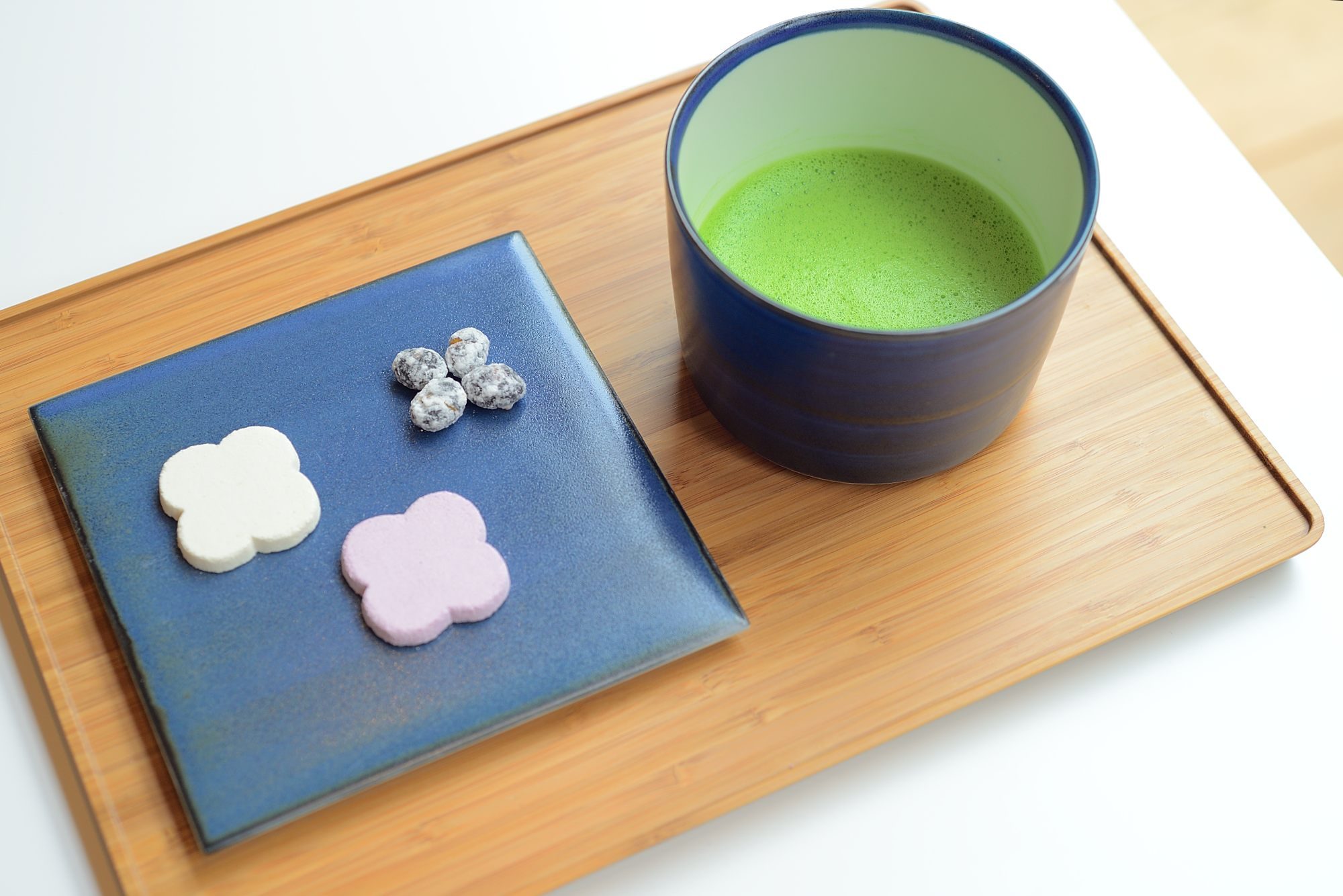 MUSTAKIVI （ムスタキビ）期間限定お取り扱いのご案内 – 着物屋くるり