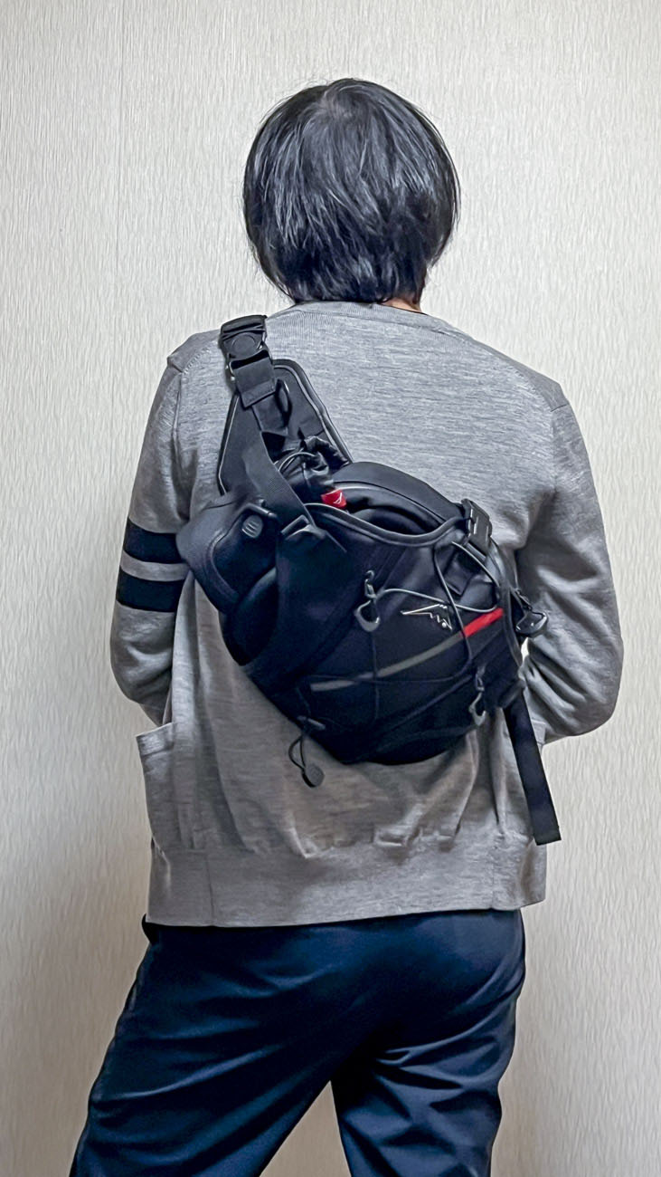 クシタニK-3586ヒップバッグ。拡張性もあり気軽に出かけることのできる