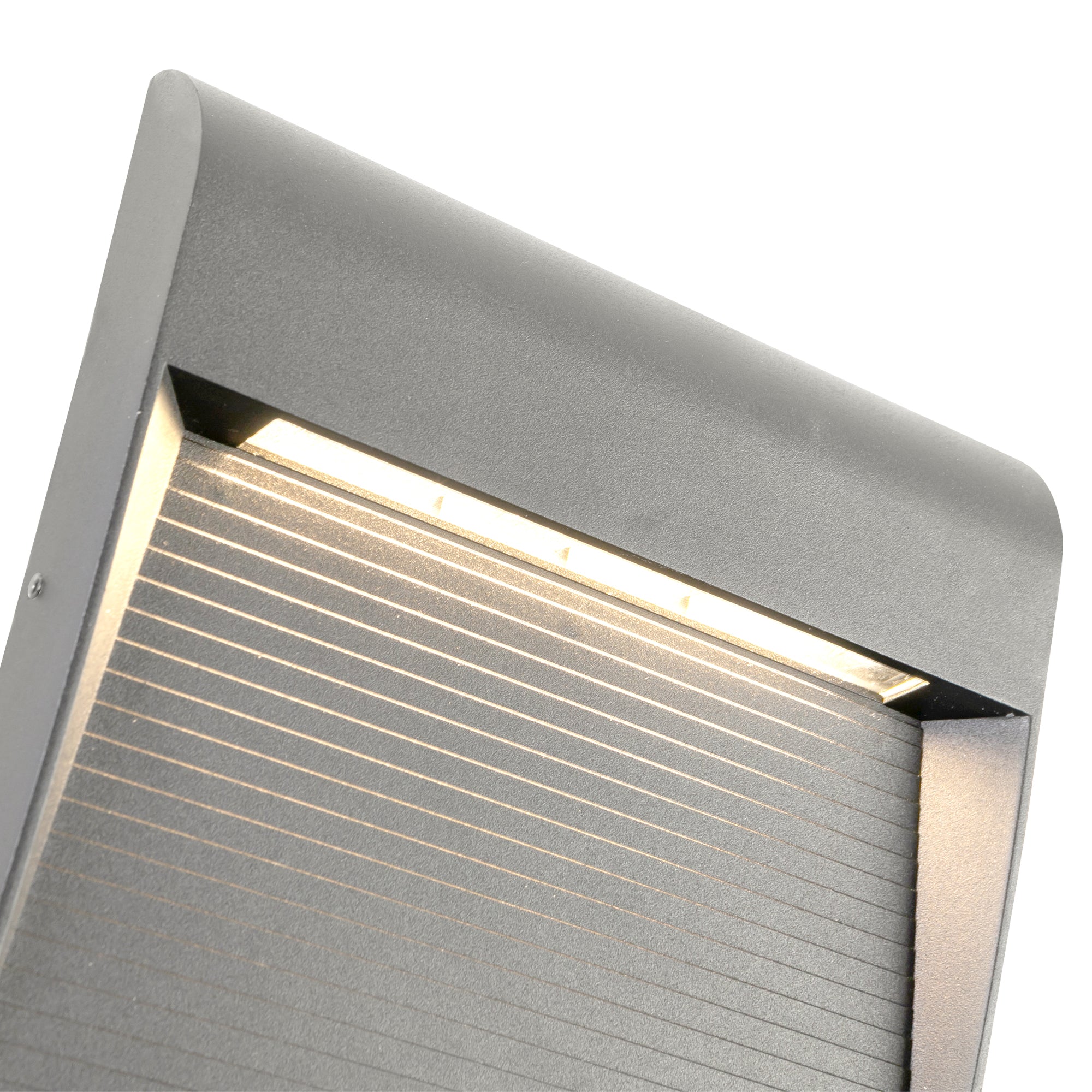 Casa 7-in Exterior Wall Sconce – Kuzco Lighting