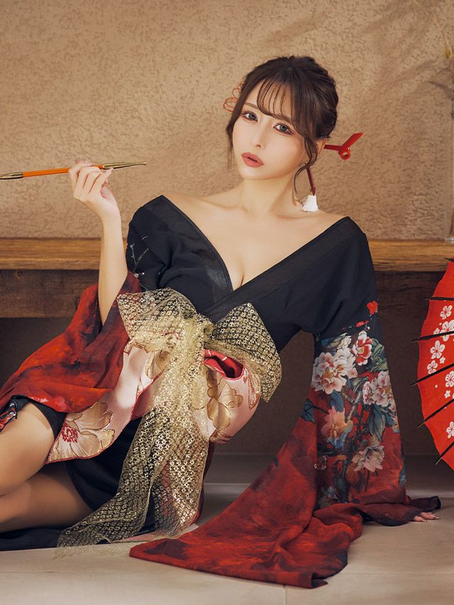 000000012810-06.jpg?size=m&w=