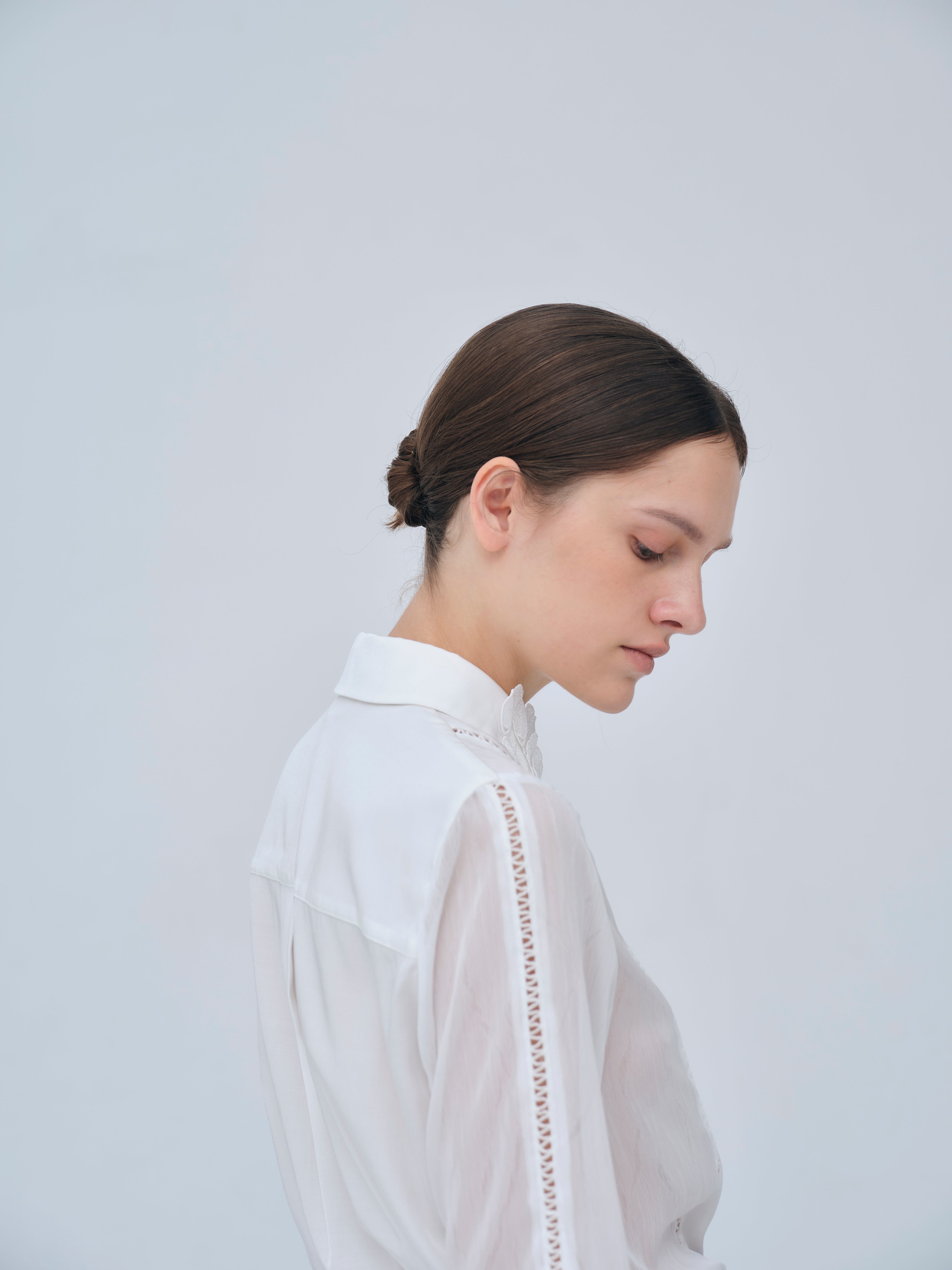 Orchid Embroidered Collar Shirt – L'AUBE BLANC