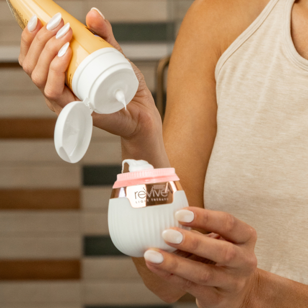 Lux Collection Soniqué Mini | LED Light Therapy Sonic Cleanser