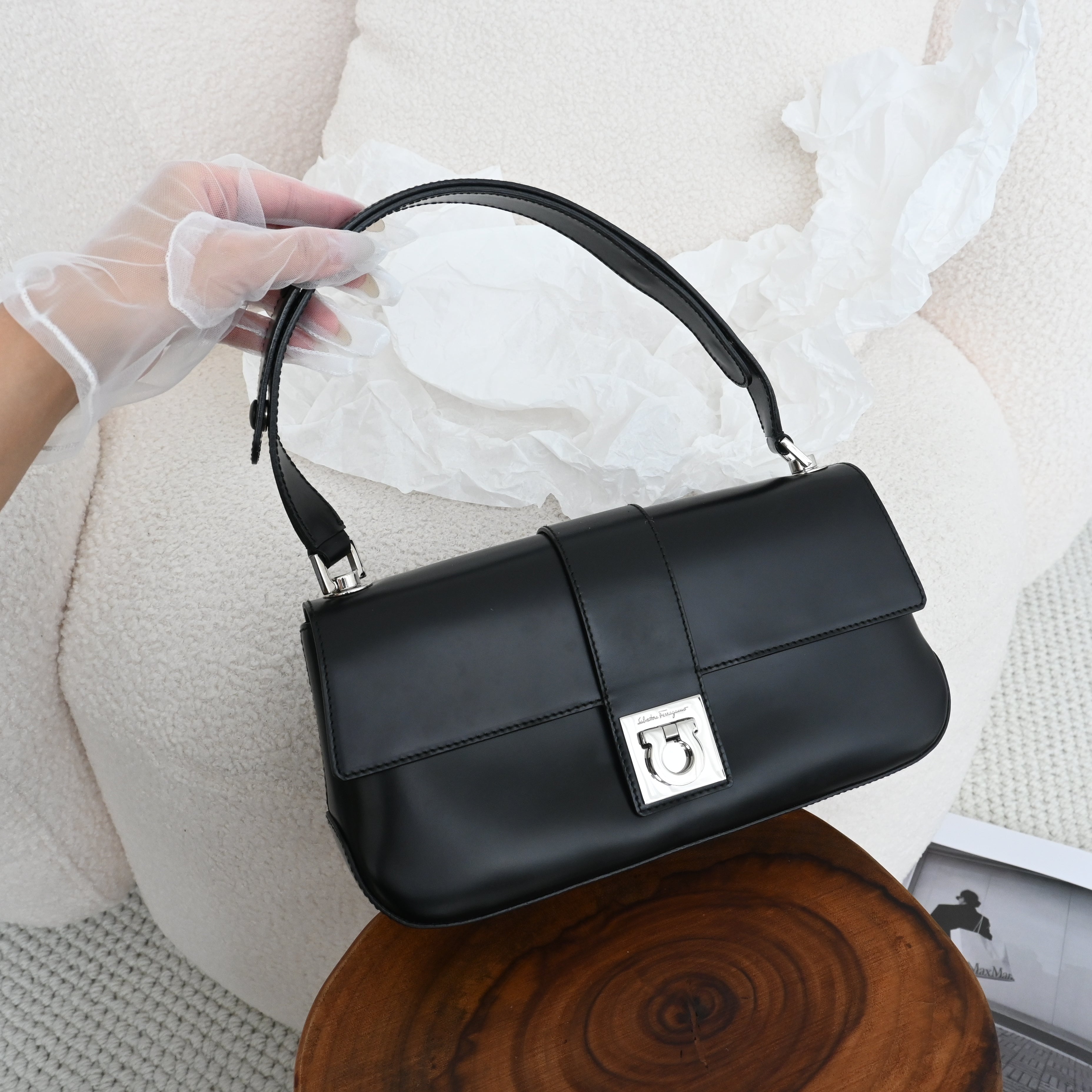 Salvatore Ferragamo Gancini Shoulder Bag – Leluxe Vintage Sdn. Bhd.
