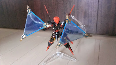 LBX ディ・エゼルディ（リミテッドクリアVer.）: ダンボール戦機