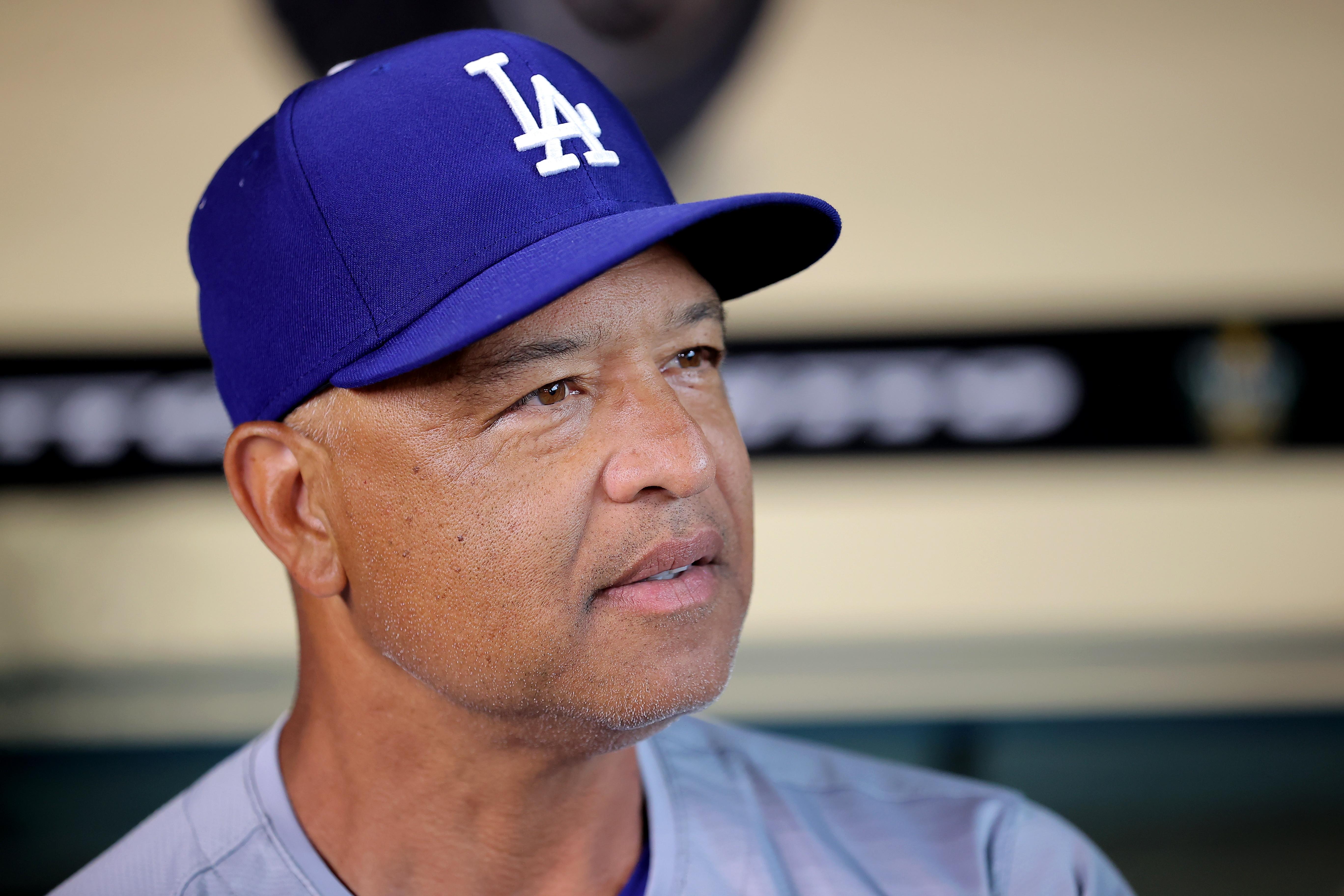 ドジャースのデイブ・ロバーツ監督が大谷翔平のボブルヘッド・ナイトの