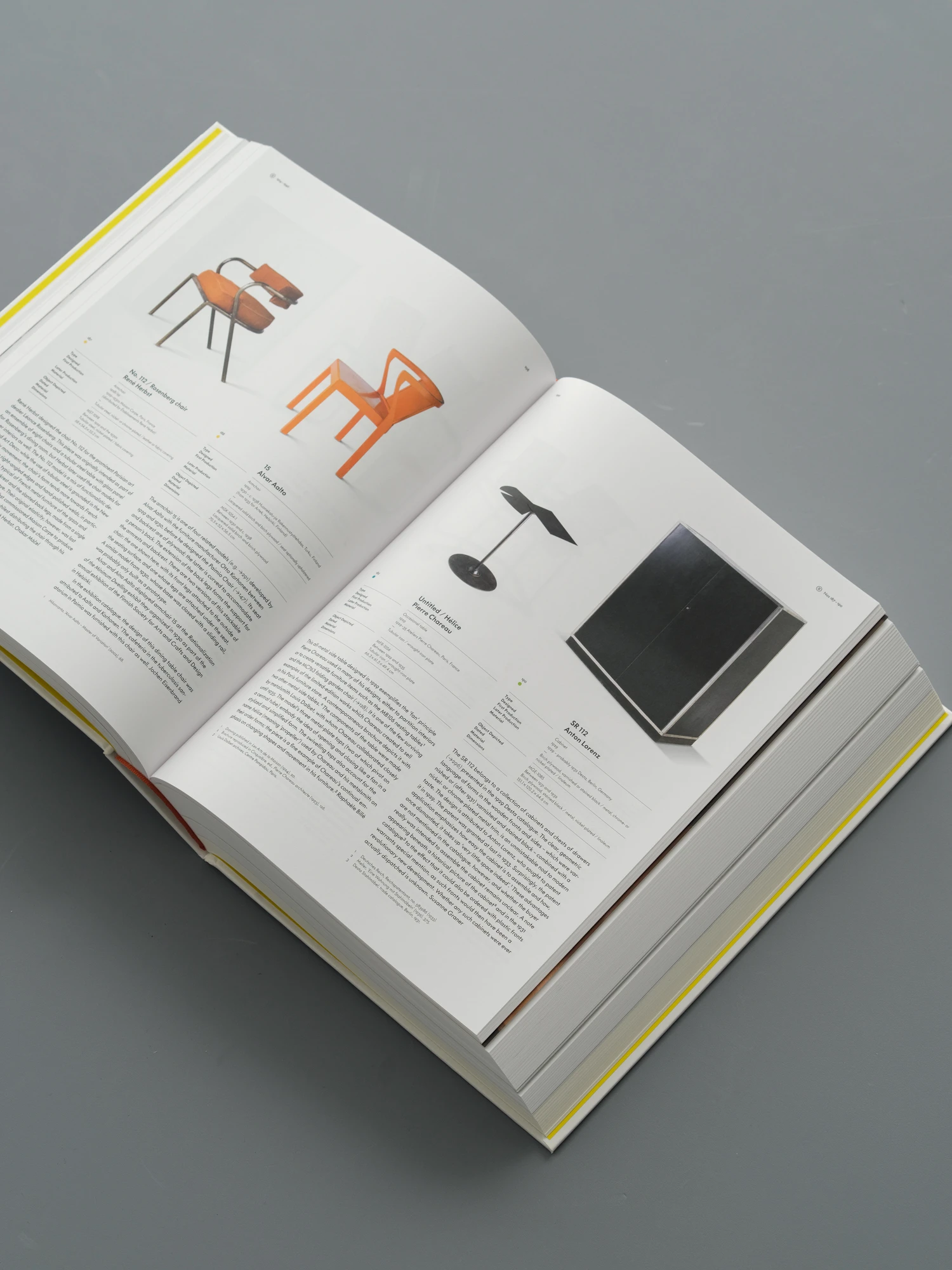 ATLAS OF FURNITURE DESIGN - licht-gallery