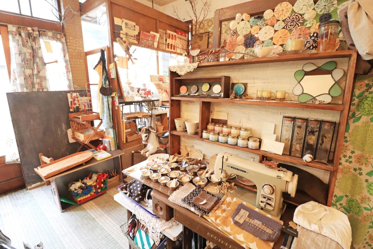レトロかわいいが詰まっている。津島の小さな雑貨屋さん「25ris